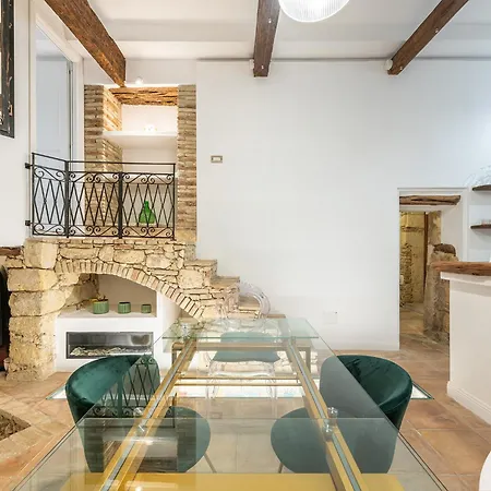 La Corte 43 - Charming Apartment Cagliari